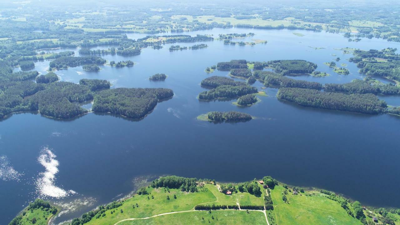 Meku Vila Deguciai  Екстер'єр фото